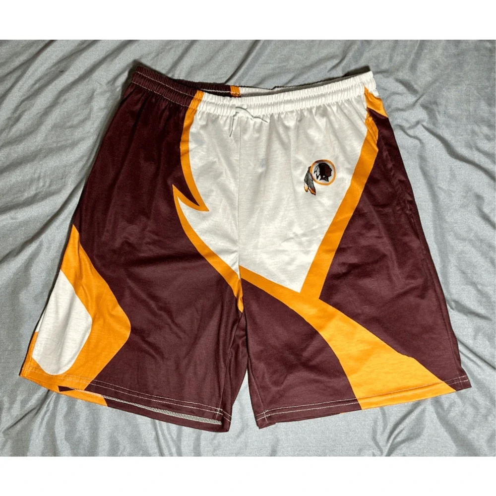 Vintage Washington Redskins Men’s T-shirt NFL Burgundy & Gold Shorts Sz 5XL